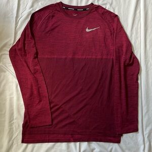 Nike men’s dry fit running long sleeve shirt